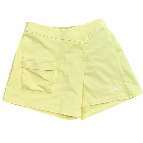 Nike Sportswear Tech Pack High-Rise Skort - Picture 2 of 8